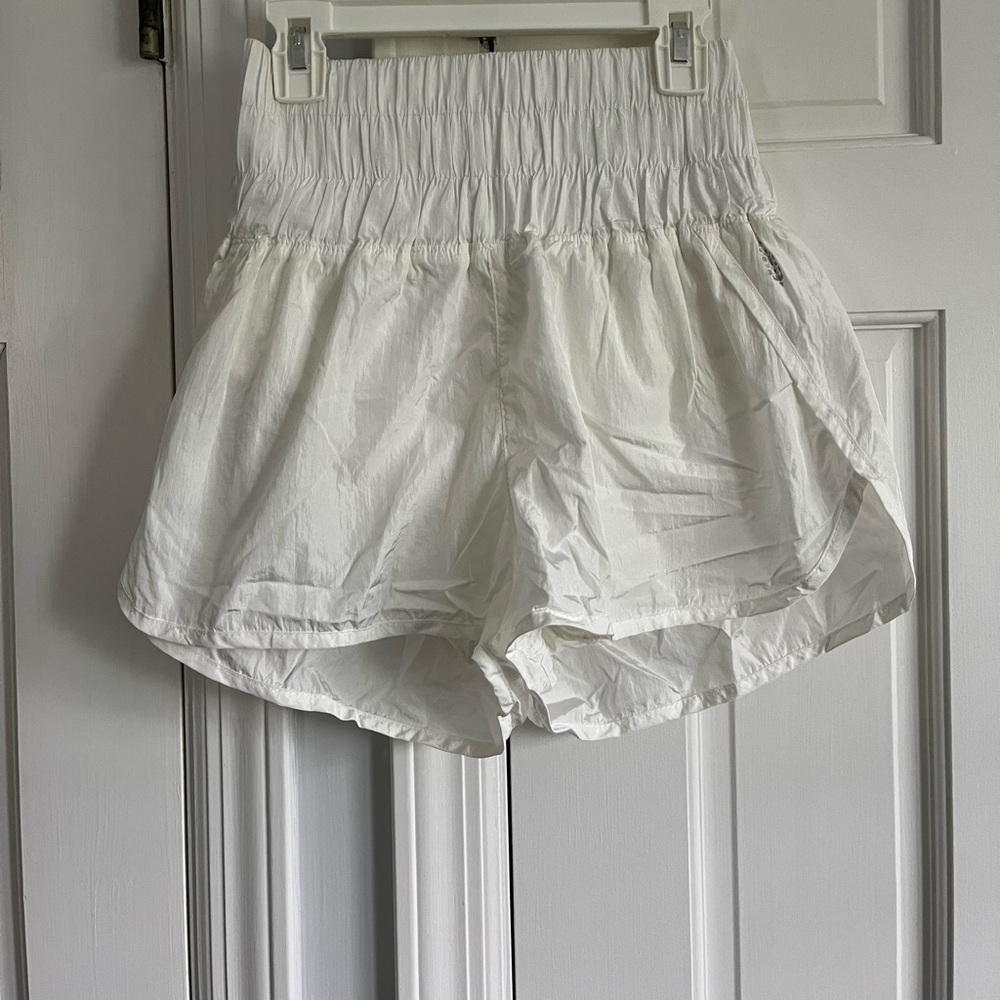 FP movement the way home shorts, white, size S